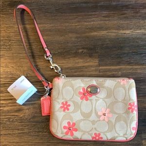 Coach wristlet NWT